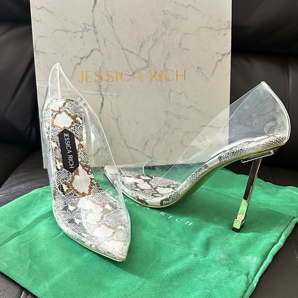 Jessica Rich ‘So Fancy’ Sandals In Transparent Snake Size 39 (US 9)